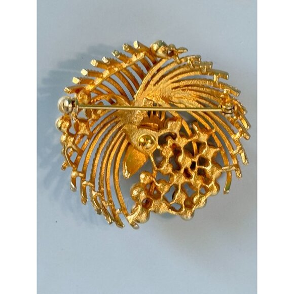Vintage Lisner Midcentury Gold-Tone Brooch With Faux Pearls - Picture 7 of 7